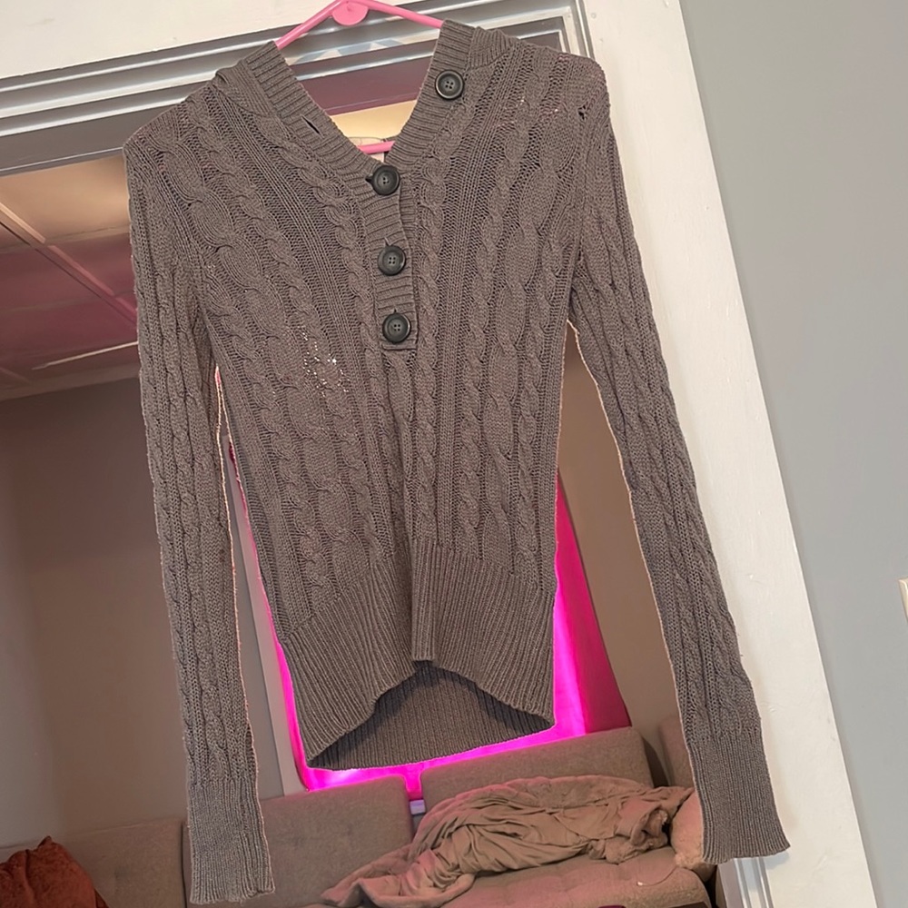 gray sweater